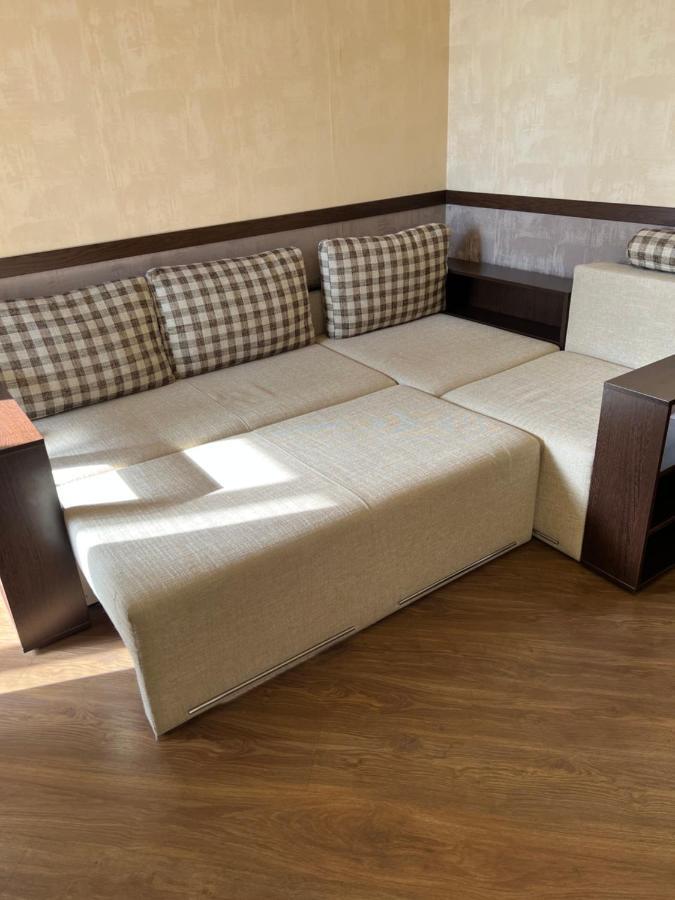 Vip Апартаменти Центр Riwne Exterior foto